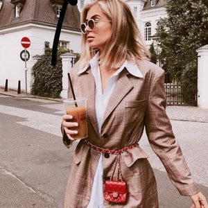 Meet your Posher, Marsha